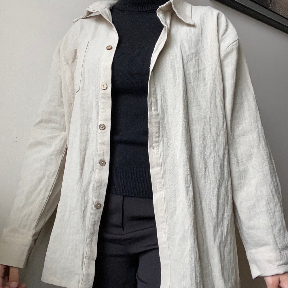 SHEIN Light Beige Lightweight Button Up